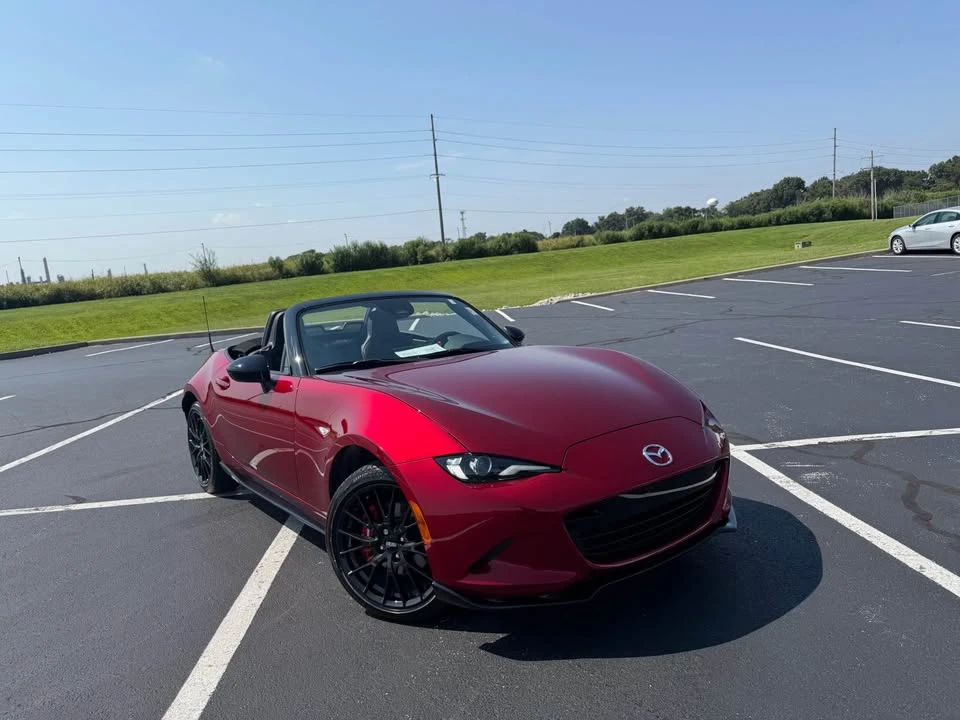 2025 Mazda ND MX-5 Miata - Image 4 of 13