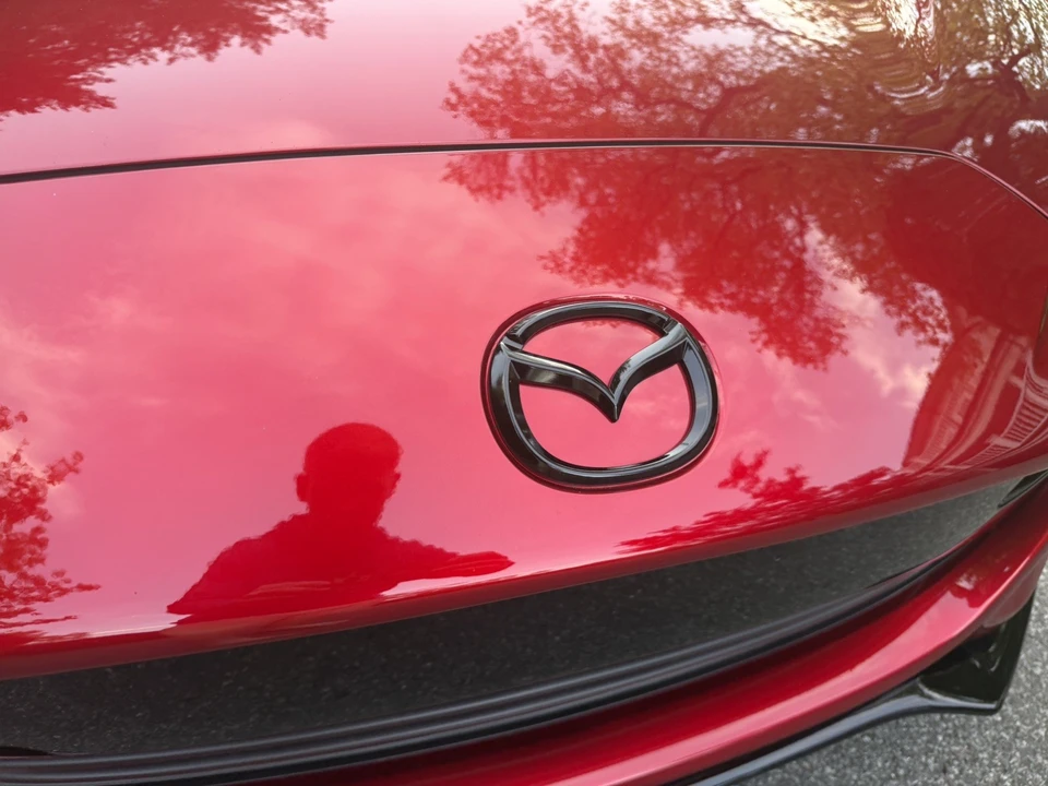 2025 Mazda ND MX-5 Miata - Image 14 of 31