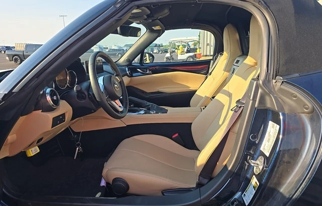 2025 Mazda ND MX-5 Miata - Image 5 of 5