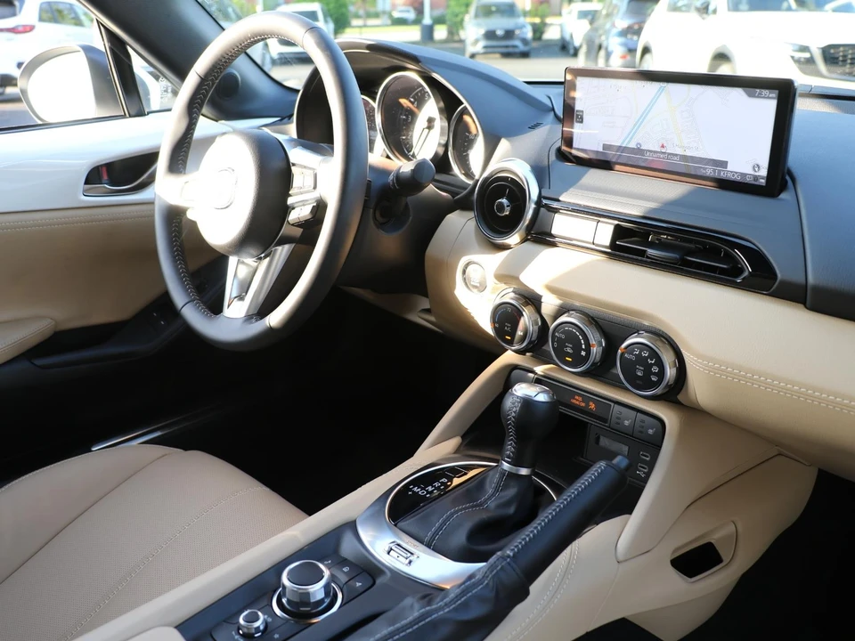 2025 Mazda ND MX-5 Miata - Image 9 of 16