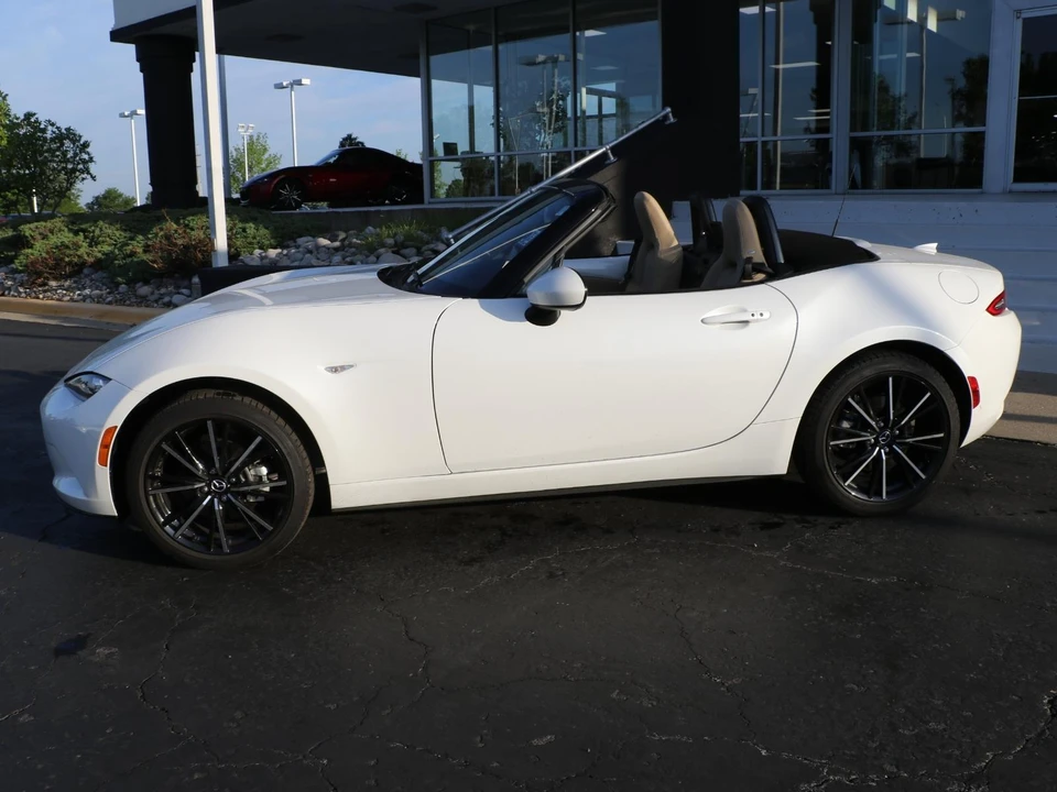 2025 Mazda ND MX-5 Miata - Image 2 of 16