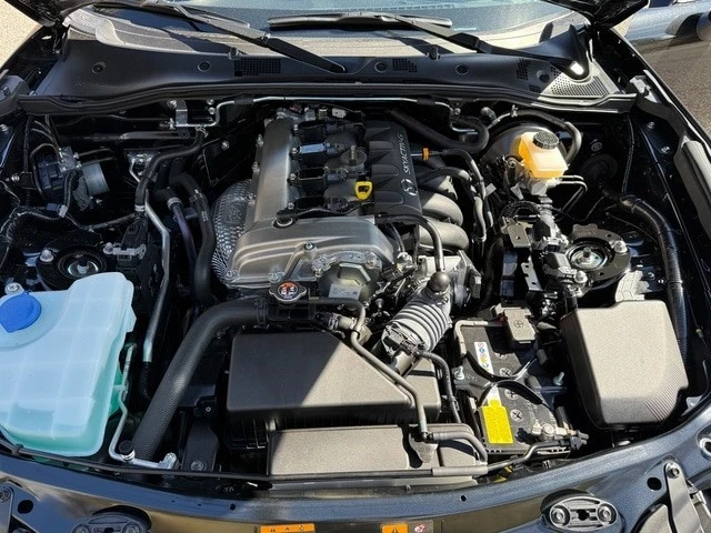 2025 Mazda ND MX-5 Miata - Image 9 of 12
