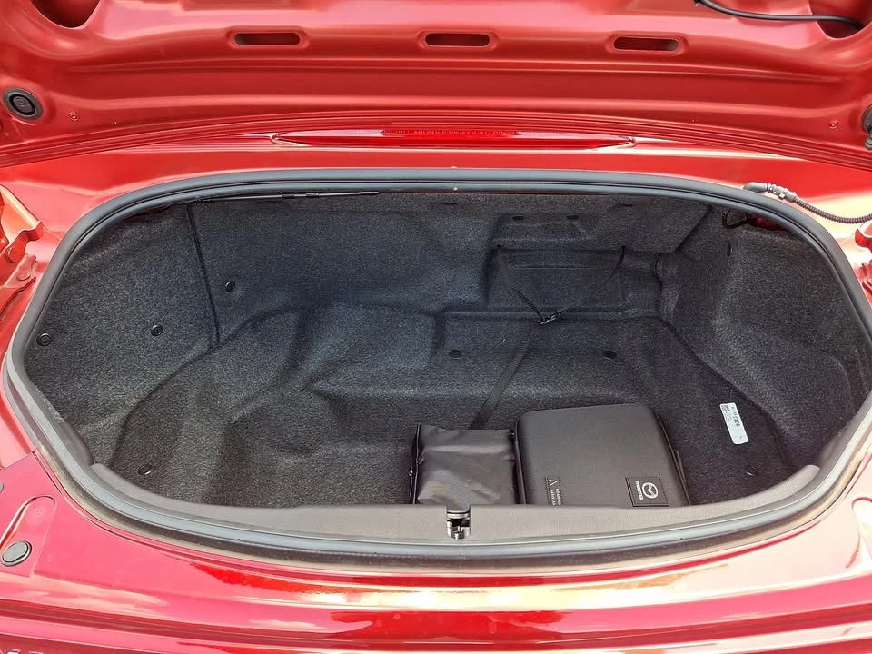 2025 Mazda ND MX-5 Miata - Image 13 of 14