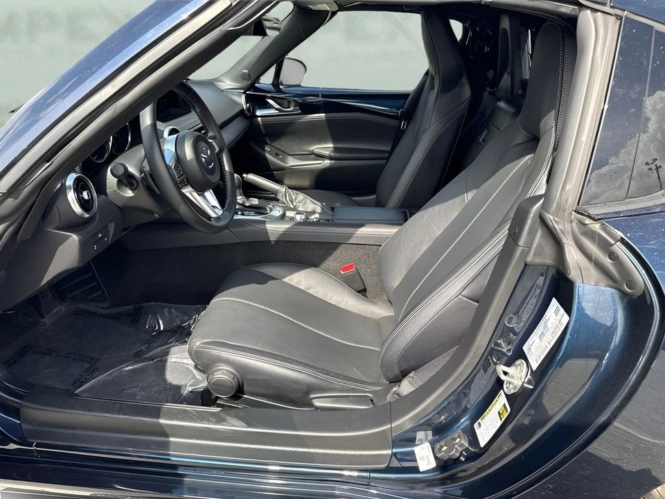 2025 Mazda ND MX-5 Miata - Image 10 of 31