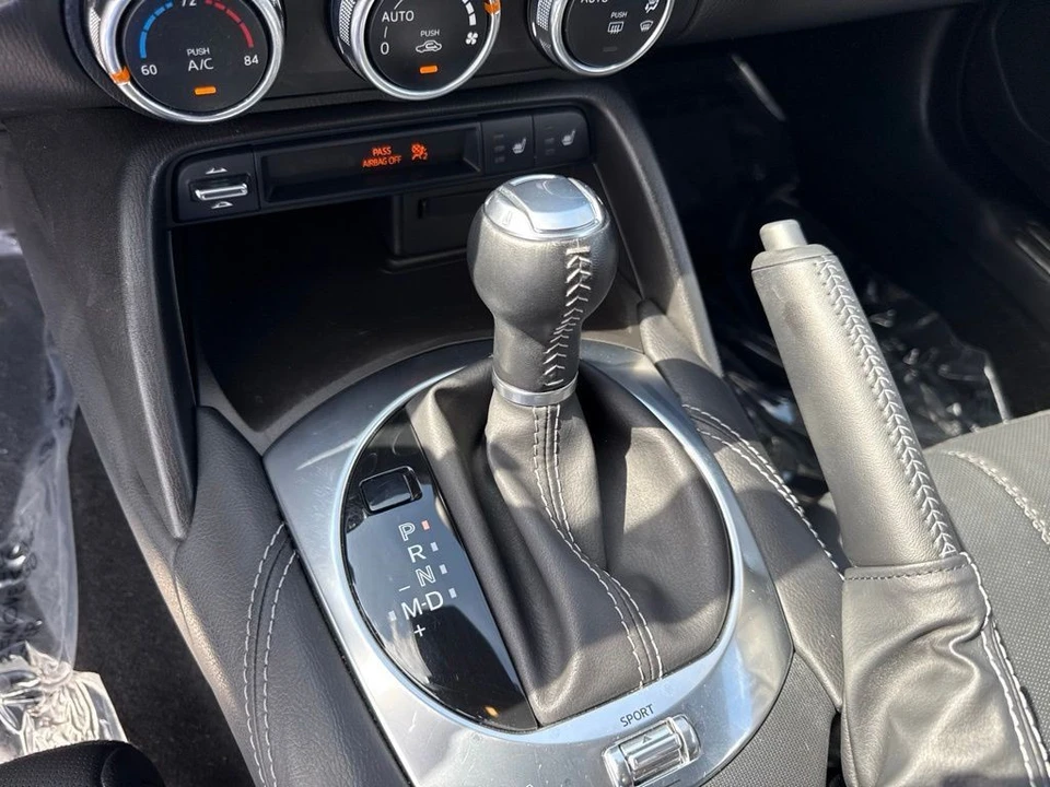 2025 Mazda ND MX-5 Miata - Image 15 of 31