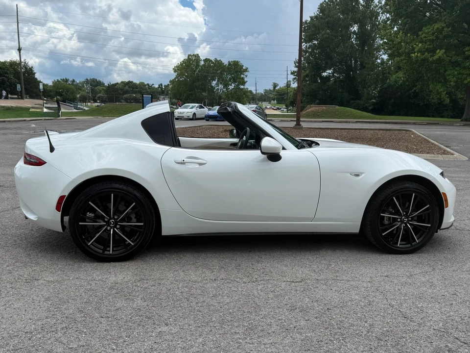 2025 Mazda ND MX-5 Miata - Image 6 of 31
