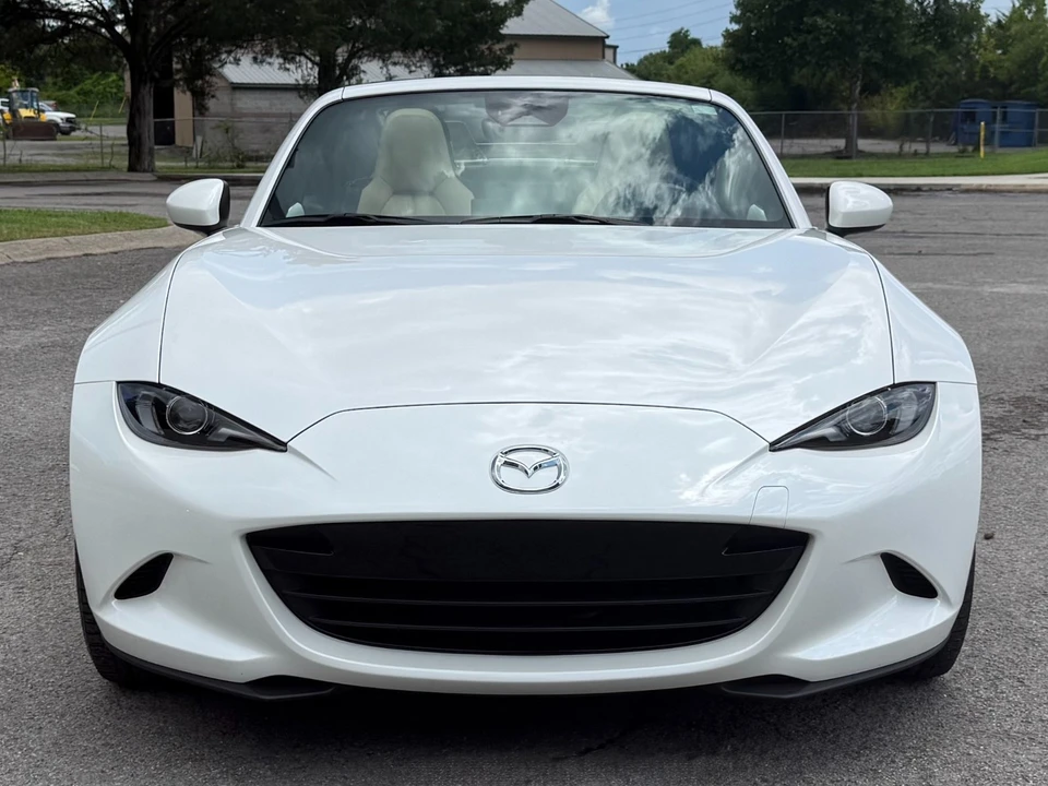 2025 Mazda ND MX-5 Miata - Image 5 of 31