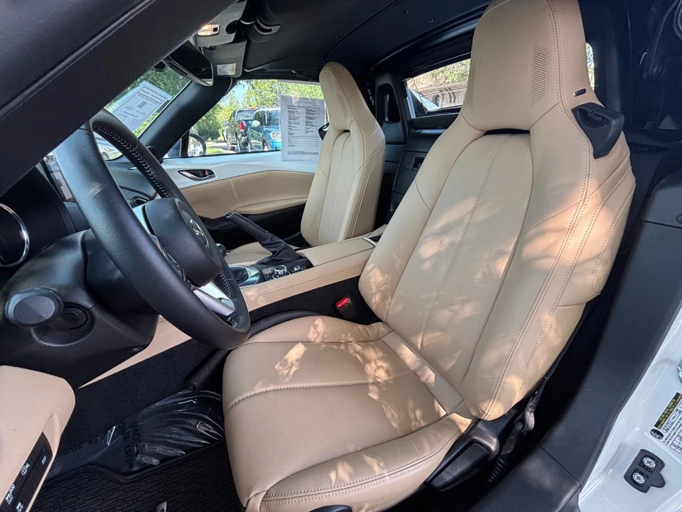 2025 Mazda ND MX-5 Miata - Image 26 of 31