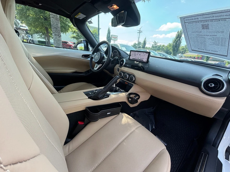 2025 Mazda ND MX-5 Miata - Image 29 of 31