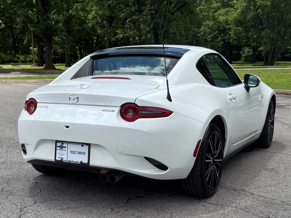 2025 Mazda ND MX-5 Miata - Image 13 of 31