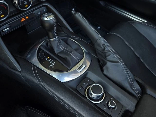 2025 Mazda ND MX-5 Miata - Image 14 of 25