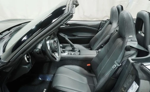 2025 Mazda ND MX-5 Miata - Image 10 of 11