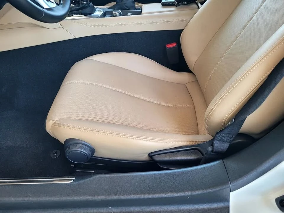 2025 Mazda ND MX-5 Miata - Image 12 of 19