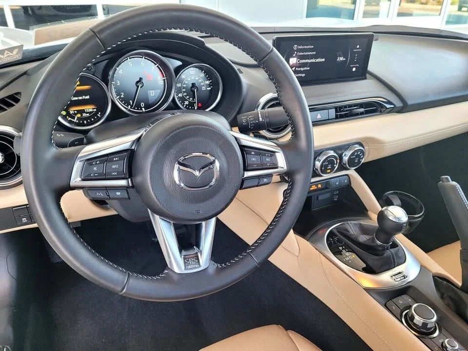 2025 Mazda ND MX-5 Miata - Image 10 of 19