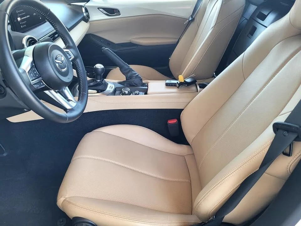 2025 Mazda ND MX-5 Miata - Image 11 of 19