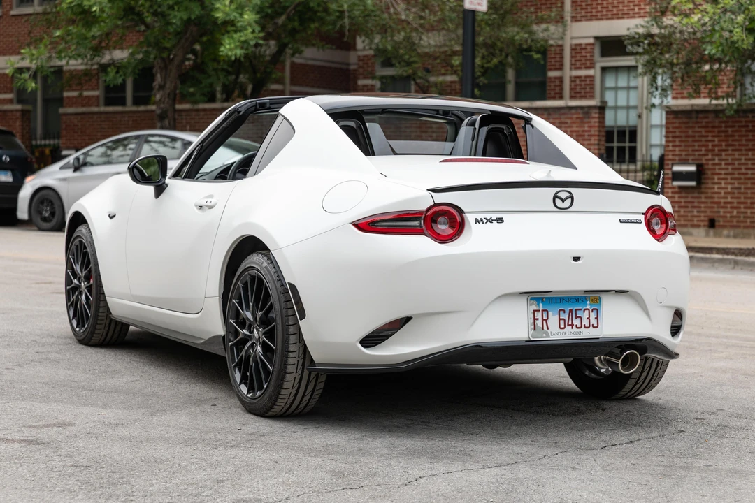 2025 Mazda ND MX-5 Miata - Image 7 of 31