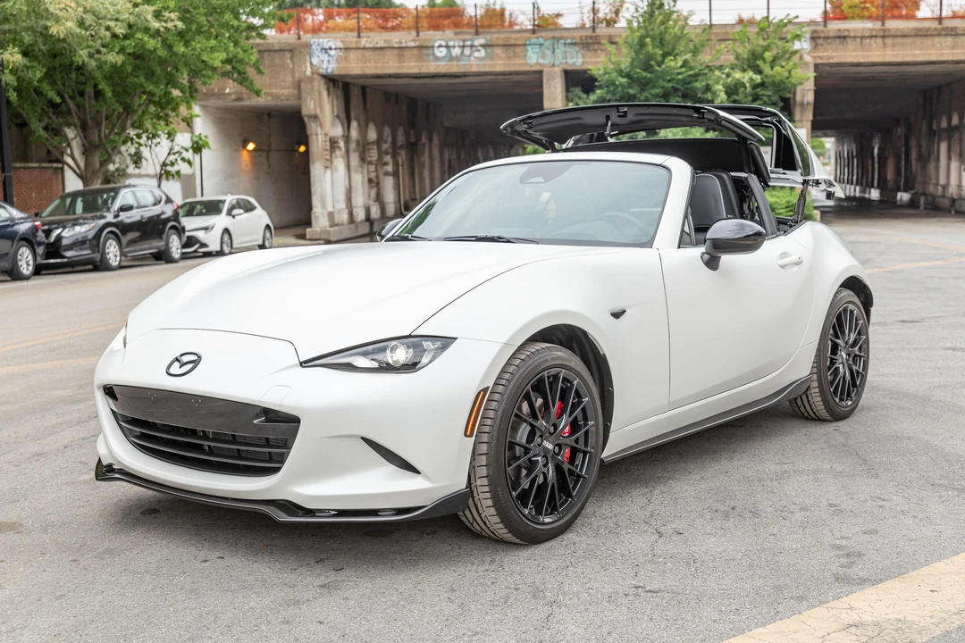 2025 Mazda ND MX-5 Miata - Image 10 of 31