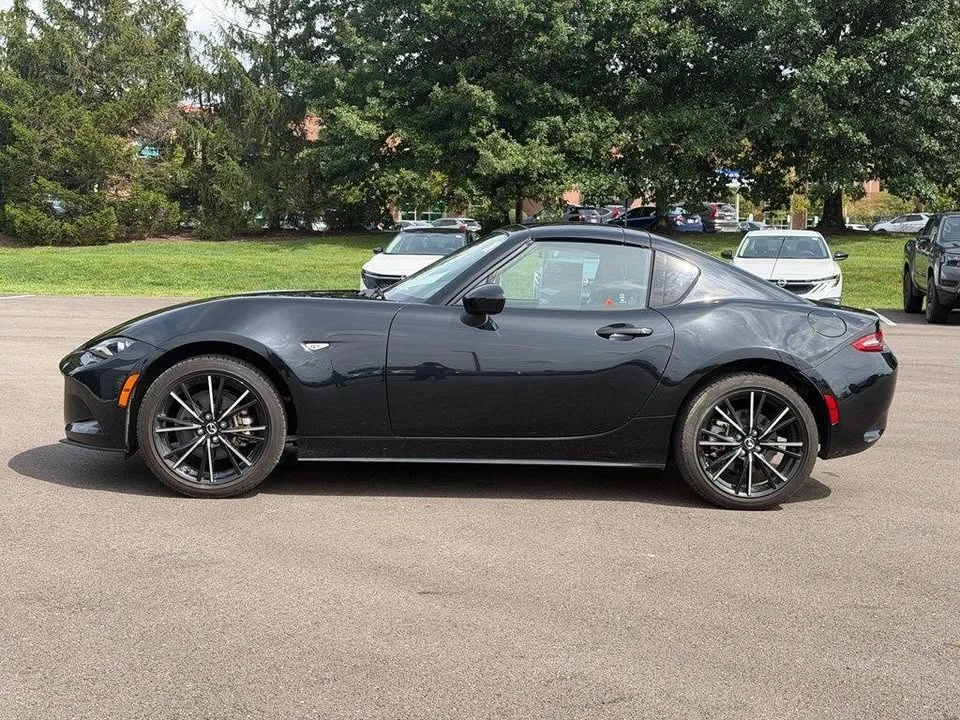 2025 Mazda ND MX-5 Miata - Image 3 of 10