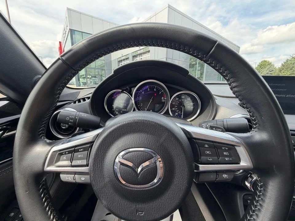 2025 Mazda ND MX-5 Miata - Image 8 of 10