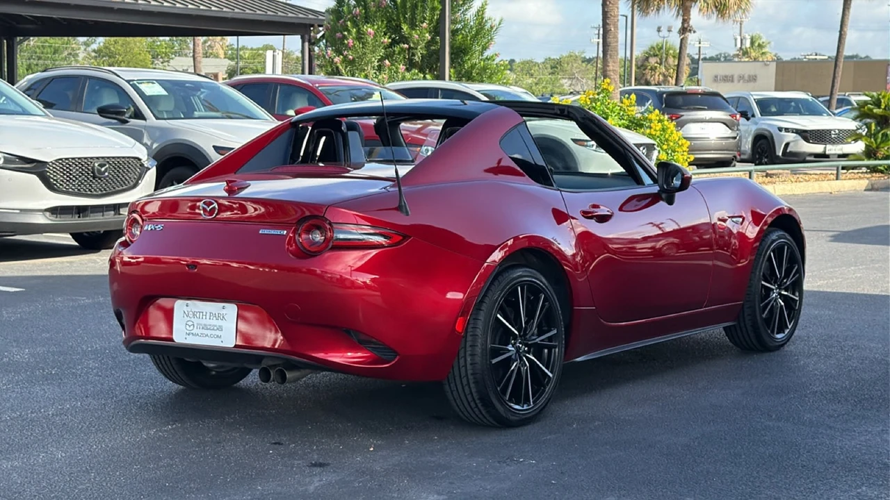 2025 Mazda ND MX-5 Miata - Image 12 of 31