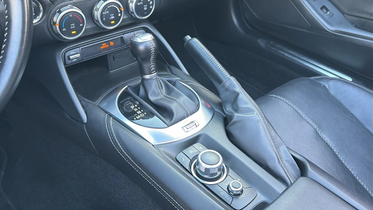 2025 Mazda ND MX-5 Miata - Image 27 of 31