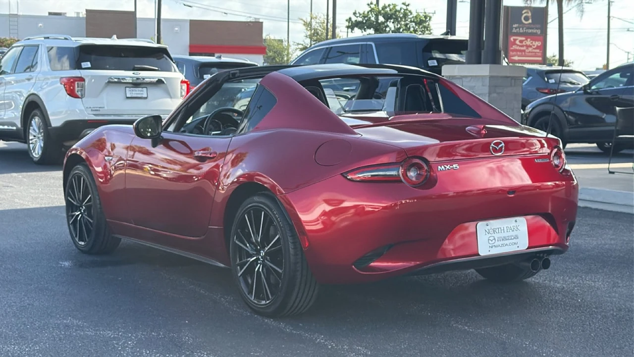 2025 Mazda ND MX-5 Miata - Image 13 of 31