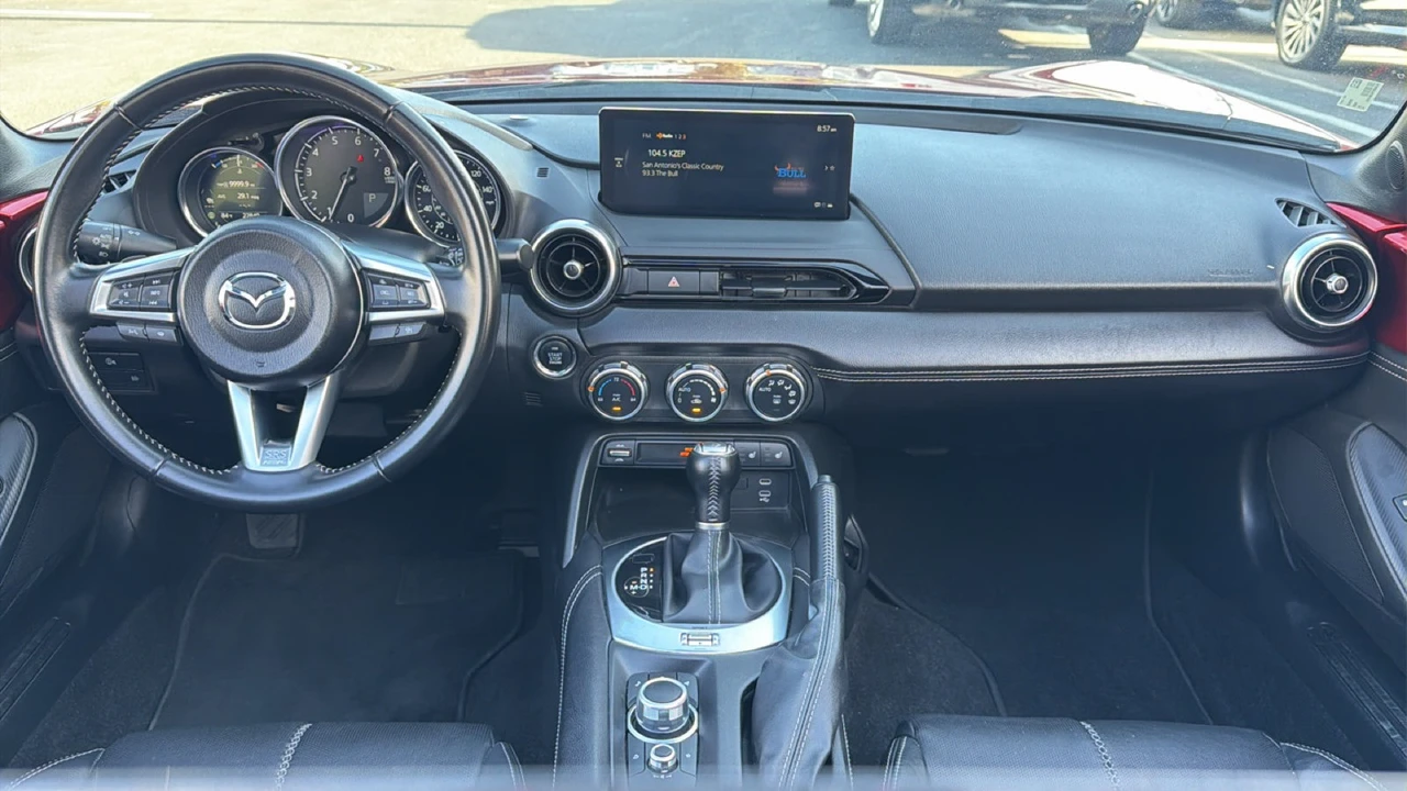 2025 Mazda ND MX-5 Miata - Image 29 of 31
