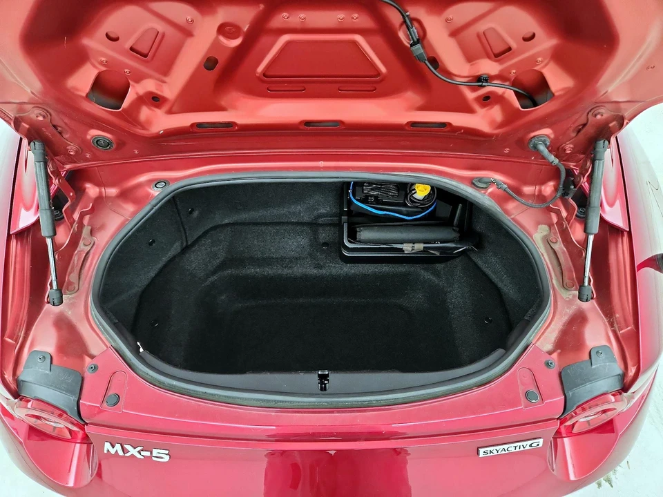 2025 Mazda ND MX-5 Miata - Image 21 of 24