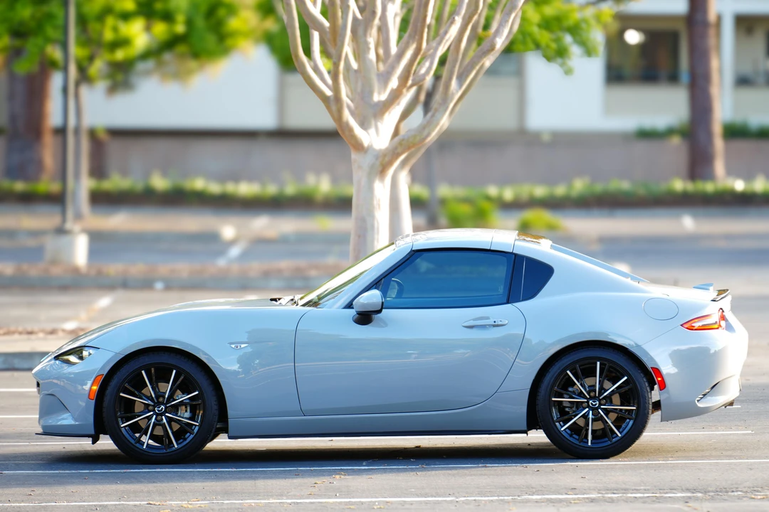 2025 Mazda ND MX-5 Miata - Image 10 of 31