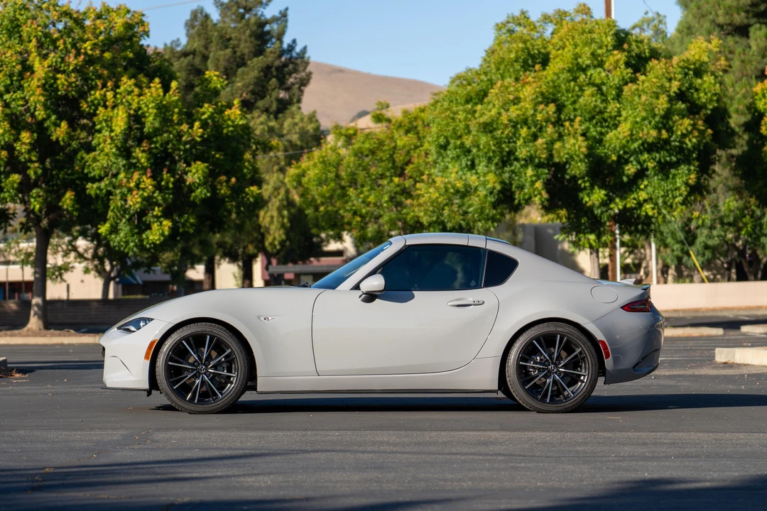 2025 Mazda ND MX-5 Miata - Image 9 of 31