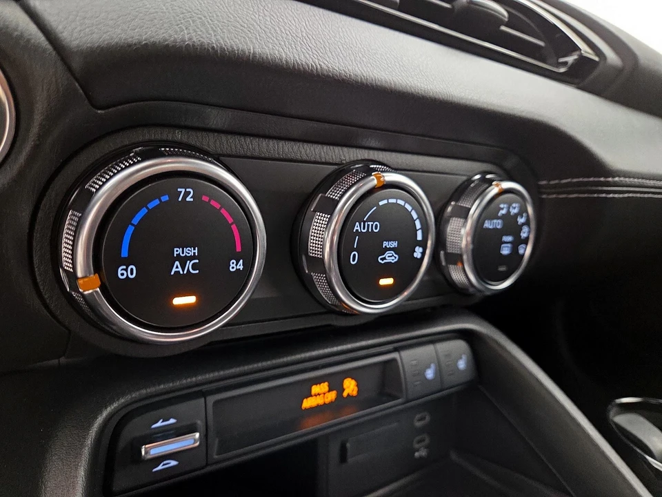 2025 Mazda ND MX-5 Miata - Image 18 of 26
