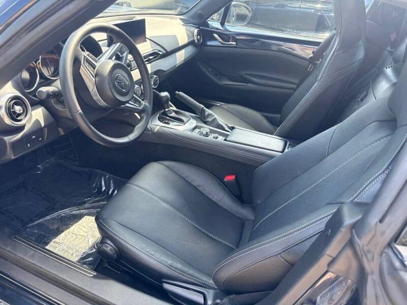 2025 Mazda - Image 3 of 4