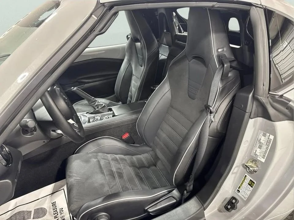 2025 Mazda ND MX-5 Miata - Image 12 of 16
