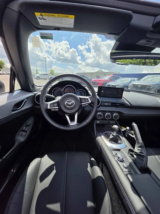 2025 Mazda ND MX-5 Miata - Image 8 of 9