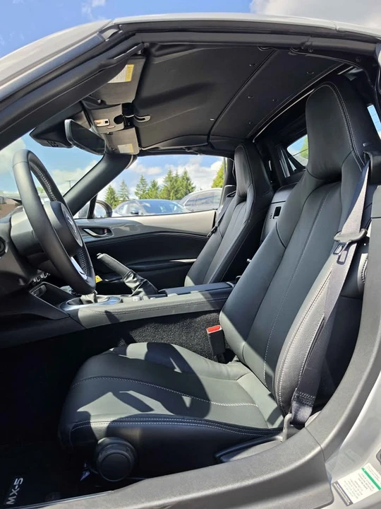 2025 Mazda ND MX-5 Miata - Image 4 of 9