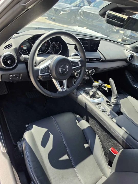 2025 Mazda ND MX-5 Miata - Image 5 of 9