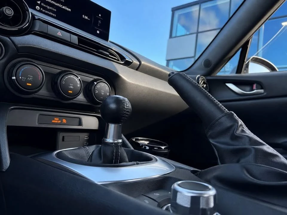 2025 Mazda ND MX-5 Miata - Image 7 of 15