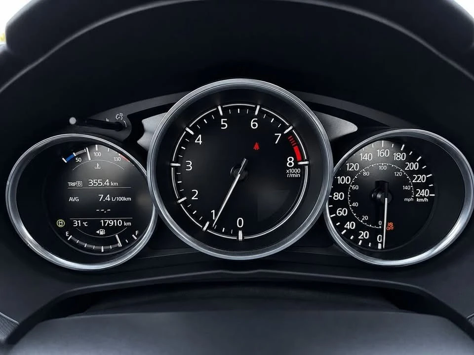 2025 Mazda ND MX-5 Miata - Image 11 of 15