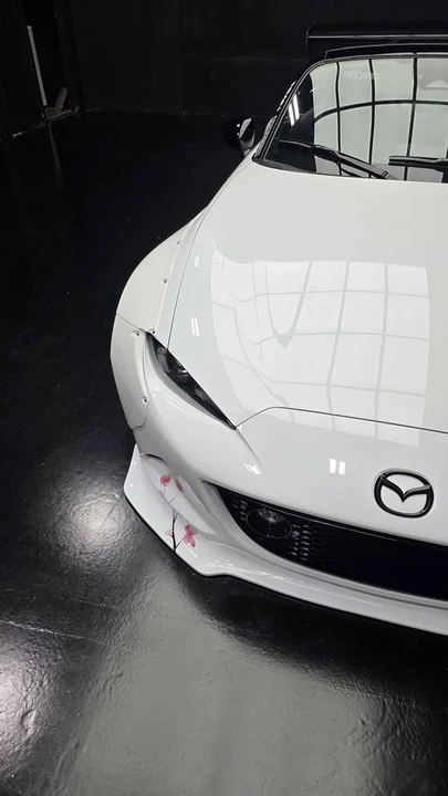 2025 Mazda ND MX-5 Miata - Image 5 of 10