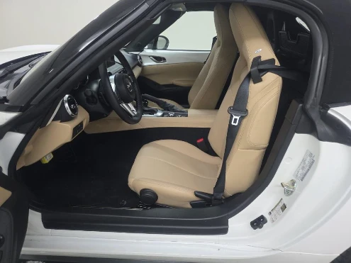 2025 Mazda ND MX-5 Miata - Image 3 of 21