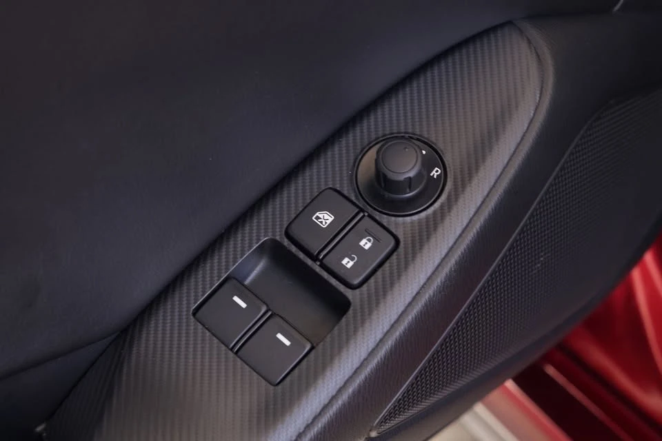 2025 Mazda ND MX-5 Miata - Image 18 of 20