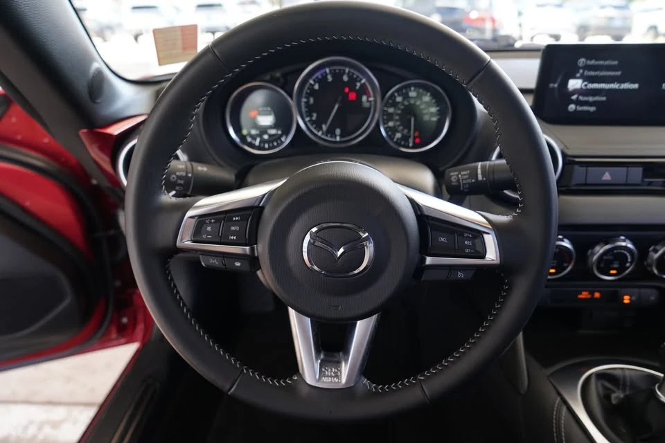 2025 Mazda ND MX-5 Miata - Image 10 of 20