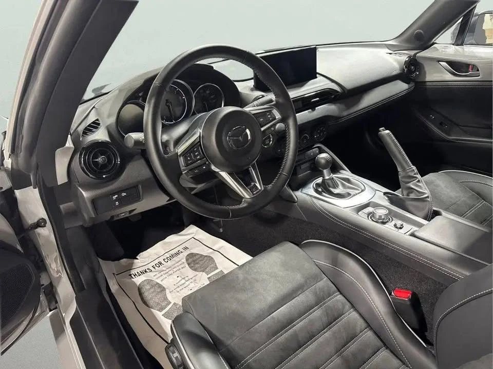 2025 Mazda ND MX-5 Miata - Image 11 of 16