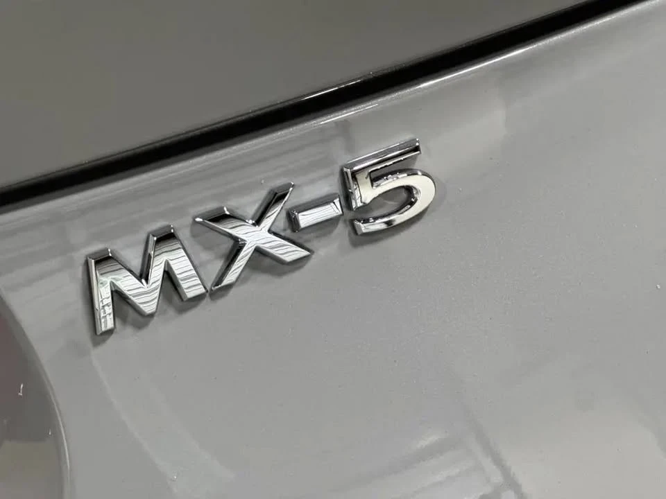 2025 Mazda ND MX-5 Miata - Image 10 of 16