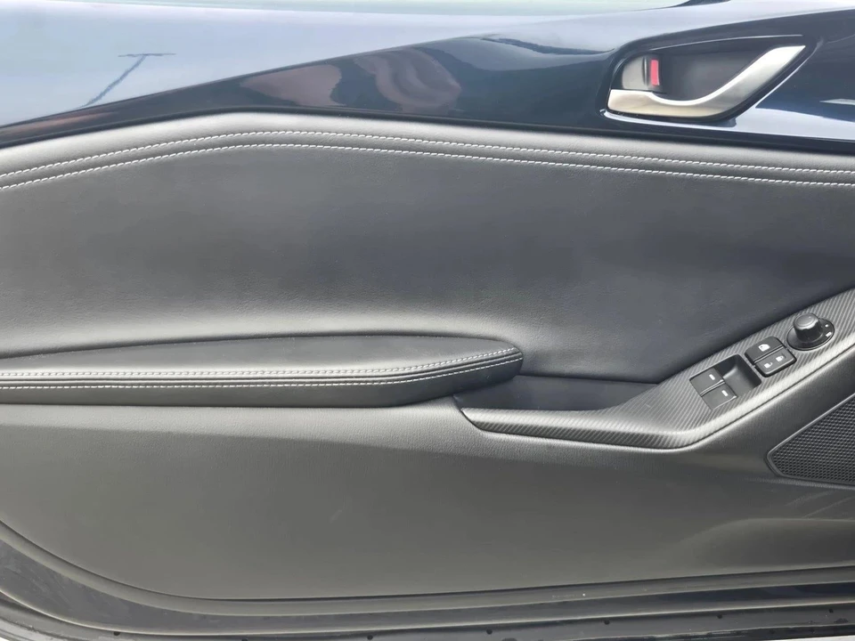 2025 Mazda ND MX-5 Miata - Image 11 of 19