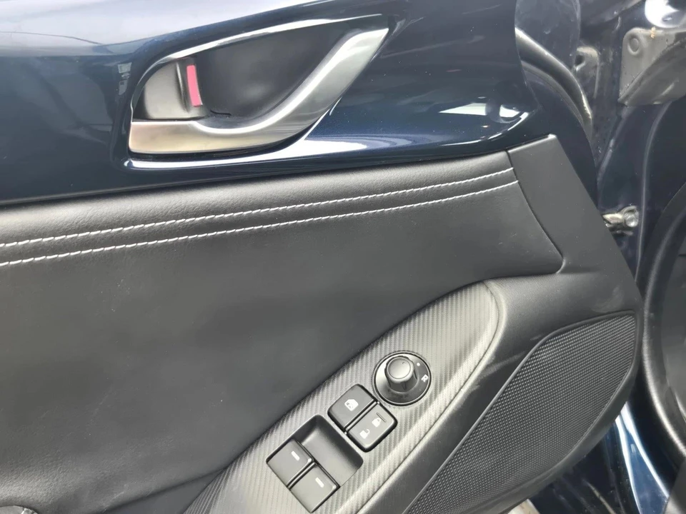 2025 Mazda ND MX-5 Miata - Image 12 of 19