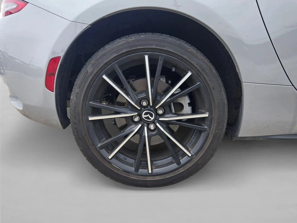 2025 Mazda ND MX-5 Miata - Image 10 of 18