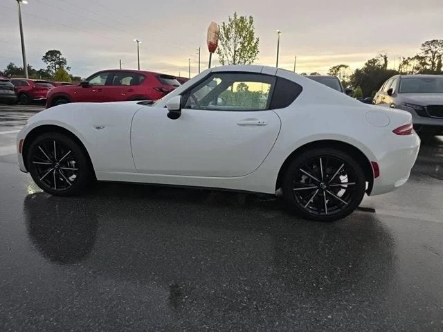 2025 Mazda ND MX-5 Miata - Image 17 of 30