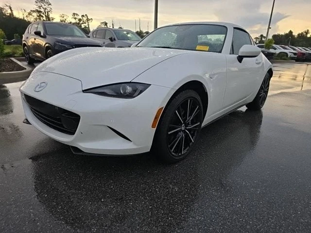 2025 Mazda ND MX-5 Miata - Image 21 of 30