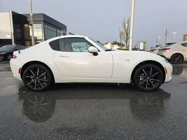 2025 Mazda ND MX-5 Miata - Image 3 of 30